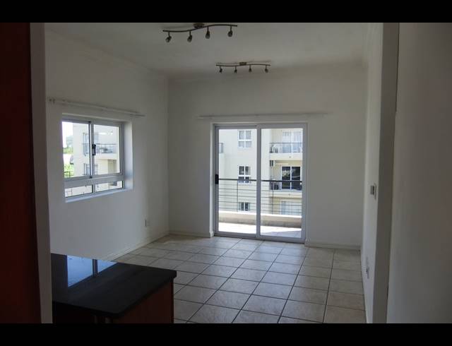 2 bed property to rent in TYGER WATERFRONT